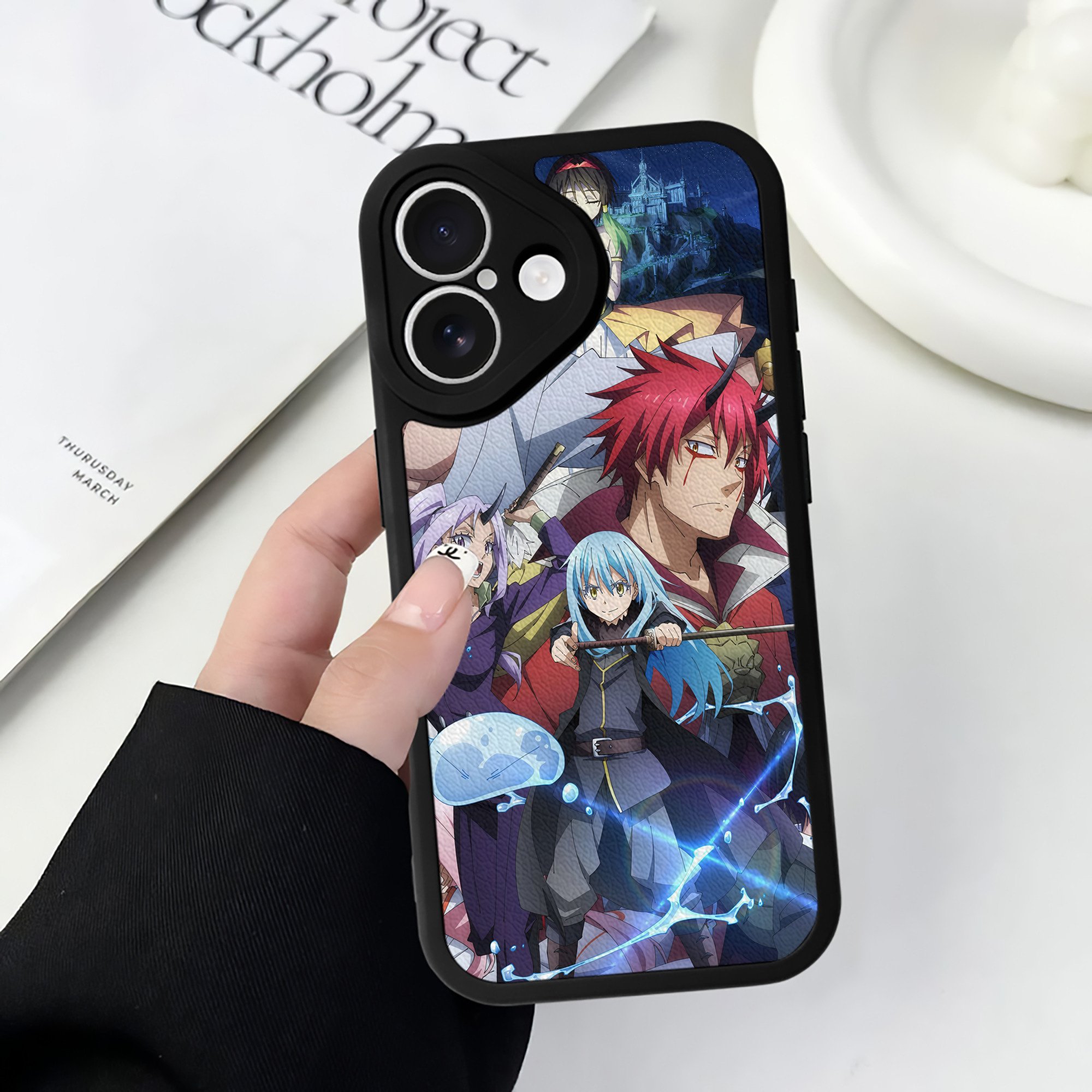 （画像用） 転スラ Regarding Reincarnated to Slime 【iPhone 16シリーズ対応】シリコンスマホケース（レザー調） 材質：シリコン